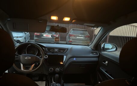 KIA Rio III рестайлинг, 2012 год, 780 000 рублей, 10 фотография