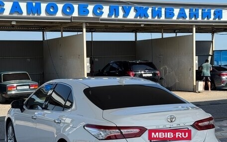 Toyota Camry, 2019 год, 2 649 999 рублей, 6 фотография