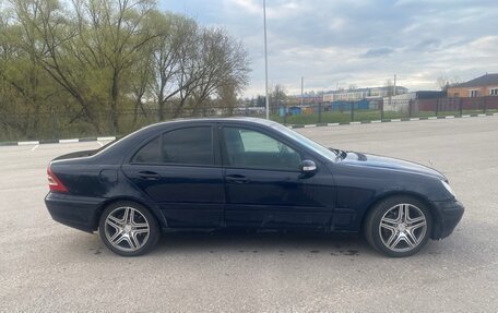 Mercedes-Benz C-Класс, 2003 год, 550 000 рублей, 3 фотография