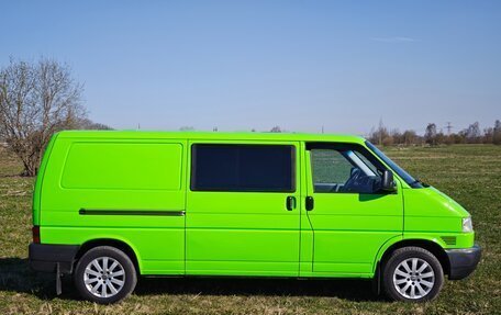 Volkswagen Transporter T4, 2002 год, 1 380 000 рублей, 2 фотография