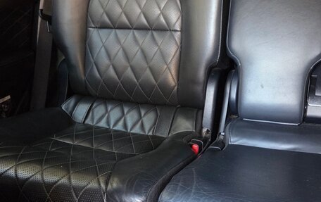 Toyota Land Cruiser 200, 2018 год, 5 700 000 рублей, 7 фотография