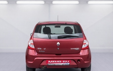 Renault Sandero I, 2013 год, 690 000 рублей, 3 фотография
