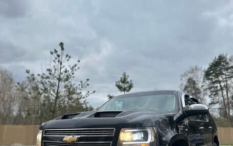 Chevrolet Tahoe III, 2013 год, 1 800 000 рублей, 2 фотография