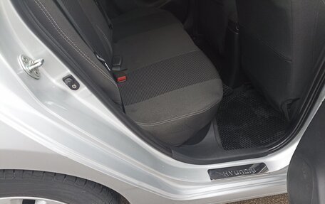 Hyundai Solaris II рестайлинг, 2013 год, 1 050 000 рублей, 20 фотография