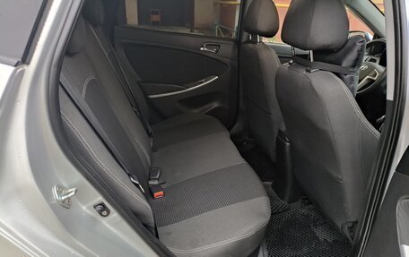 Hyundai Solaris II рестайлинг, 2013 год, 1 050 000 рублей, 27 фотография