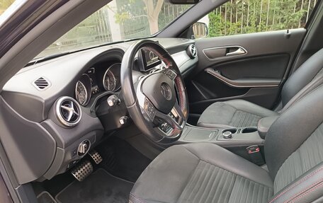 Mercedes-Benz GLA, 2015 год, 2 190 000 рублей, 20 фотография