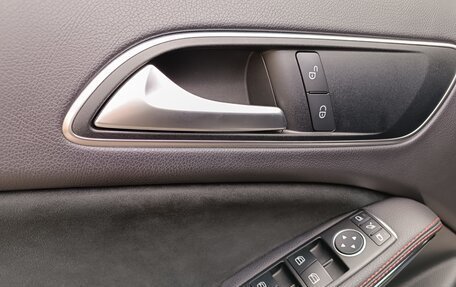 Mercedes-Benz GLA, 2015 год, 2 190 000 рублей, 24 фотография