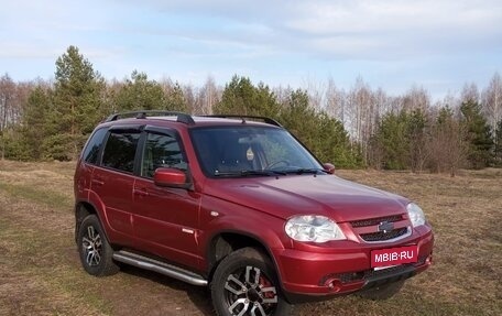 Chevrolet Niva I рестайлинг, 2014 год, 690 000 рублей, 1 фотография