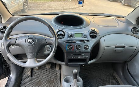 Toyota Yaris I рестайлинг, 2002 год, 310 000 рублей, 11 фотография