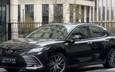 Toyota Camry, 2022 год, 2 900 000 рублей, 2 фотография