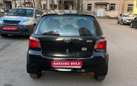 Toyota Yaris I рестайлинг, 2002 год, 310 000 рублей, 4 фотография