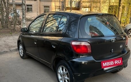 Toyota Yaris I рестайлинг, 2002 год, 310 000 рублей, 7 фотография