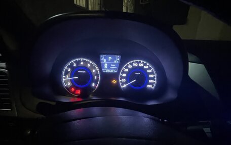 Hyundai Solaris II рестайлинг, 2011 год, 510 000 рублей, 9 фотография