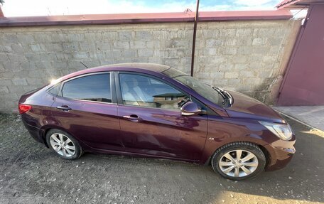 Hyundai Solaris II рестайлинг, 2011 год, 510 000 рублей, 3 фотография