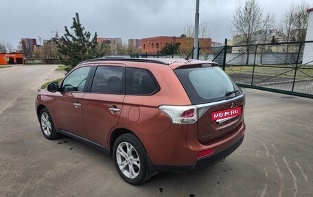 Mitsubishi Outlander III рестайлинг 3, 2012 год, 1 330 000 рублей, 7 фотография