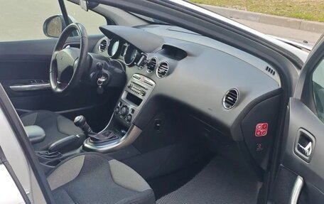 Peugeot 308 II, 2010 год, 400 000 рублей, 13 фотография