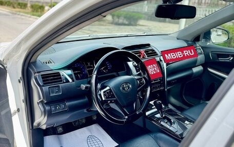 Toyota Camry, 2015 год, 1 745 000 рублей, 13 фотография