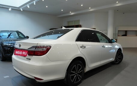 Toyota Camry, 2017 год, 2 094 000 рублей, 6 фотография