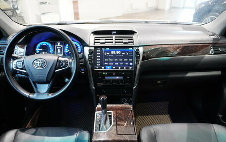 Toyota Camry, 2017 год, 2 094 000 рублей, 18 фотография