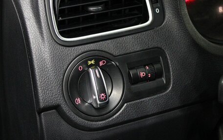 Volkswagen Polo VI (EU Market), 2013 год, 700 000 рублей, 11 фотография