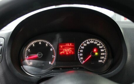 Volkswagen Polo VI (EU Market), 2013 год, 700 000 рублей, 15 фотография