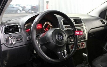Volkswagen Polo VI (EU Market), 2013 год, 700 000 рублей, 7 фотография