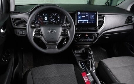 Hyundai Solaris II рестайлинг, 2021 год, 1 415 000 рублей, 6 фотография