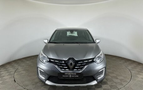 Renault Kaptur I рестайлинг, 2021 год, 1 600 000 рублей, 2 фотография