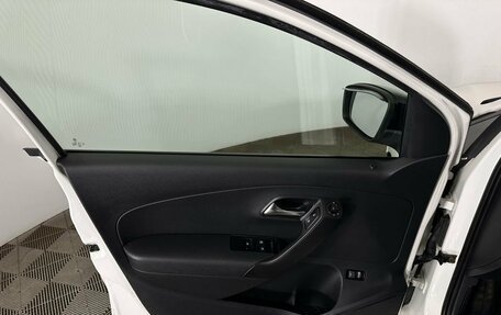 Volkswagen Polo VI (EU Market), 2013 год, 890 000 рублей, 8 фотография