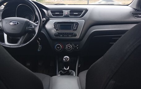 KIA Rio III рестайлинг, 2014 год, 800 000 рублей, 8 фотография