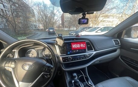 Toyota Highlander III, 2017 год, 3 399 000 рублей, 34 фотография