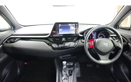 Toyota C-HR I рестайлинг, 2018 год, 1 430 005 рублей, 7 фотография