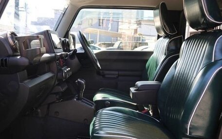 Suzuki Jimny, 2023 год, 1 297 000 рублей, 18 фотография