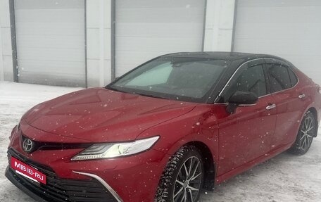 Toyota Camry, 2021 год, 4 000 000 рублей, 7 фотография