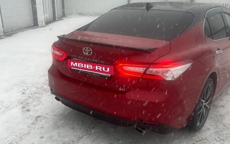 Toyota Camry, 2021 год, 4 000 000 рублей, 12 фотография