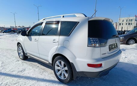 Mitsubishi Outlander III рестайлинг 3, 2010 год, 1 199 995 рублей, 5 фотография