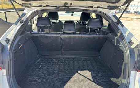 Toyota C-HR I рестайлинг, 2018 год, 2 050 000 рублей, 13 фотография