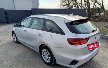 KIA cee'd III, 2020 год, 2 000 000 рублей, 10 фотография