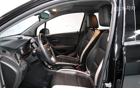 Chevrolet Trax, 2021 год, 1 075 000 рублей, 8 фотография