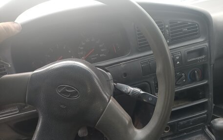 Hyundai Elantra III, 1992 год, 25 000 рублей, 4 фотография