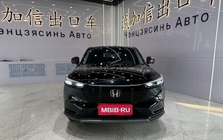 Honda Vezel, 2024 год, 1 830 000 рублей, 1 фотография