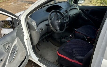 Toyota Yaris I рестайлинг, 2003 год, 400 000 рублей, 5 фотография