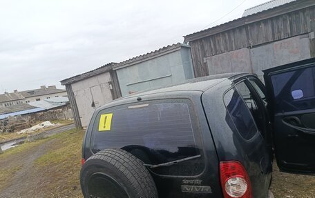 Chevrolet Niva I рестайлинг, 2007 год, 250 000 рублей, 3 фотография