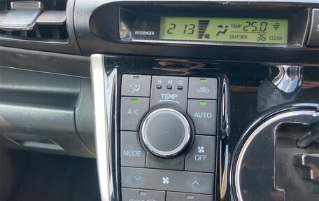 Toyota Wish II, 2014 год, 1 070 000 рублей, 14 фотография