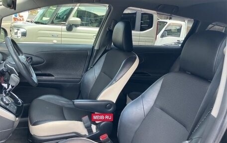 Toyota Wish II, 2014 год, 1 070 000 рублей, 12 фотография