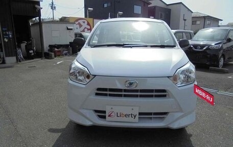 Daihatsu Mira e:S II, 2023 год, 690 000 рублей, 2 фотография