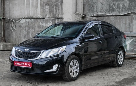 KIA Rio III рестайлинг, 2013 год, 1 000 000 рублей, 1 фотография