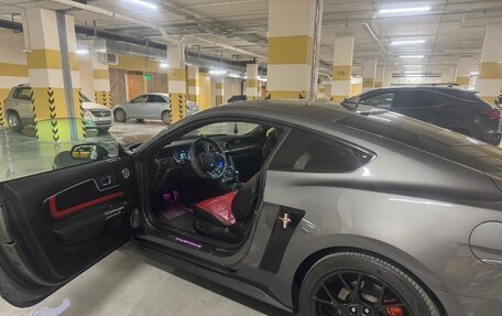 Ford Mustang VI рестайлинг, 2021 год, 3 500 000 рублей, 10 фотография