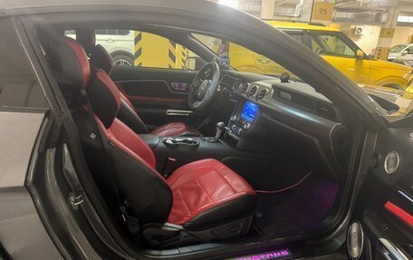 Ford Mustang VI рестайлинг, 2021 год, 3 500 000 рублей, 12 фотография