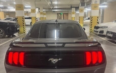 Ford Mustang VI рестайлинг, 2021 год, 3 500 000 рублей, 9 фотография